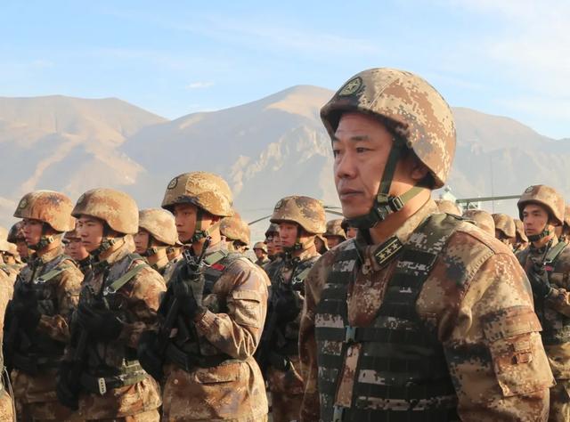 军内罕见!人武部政委竟能提升任合成旅旅长