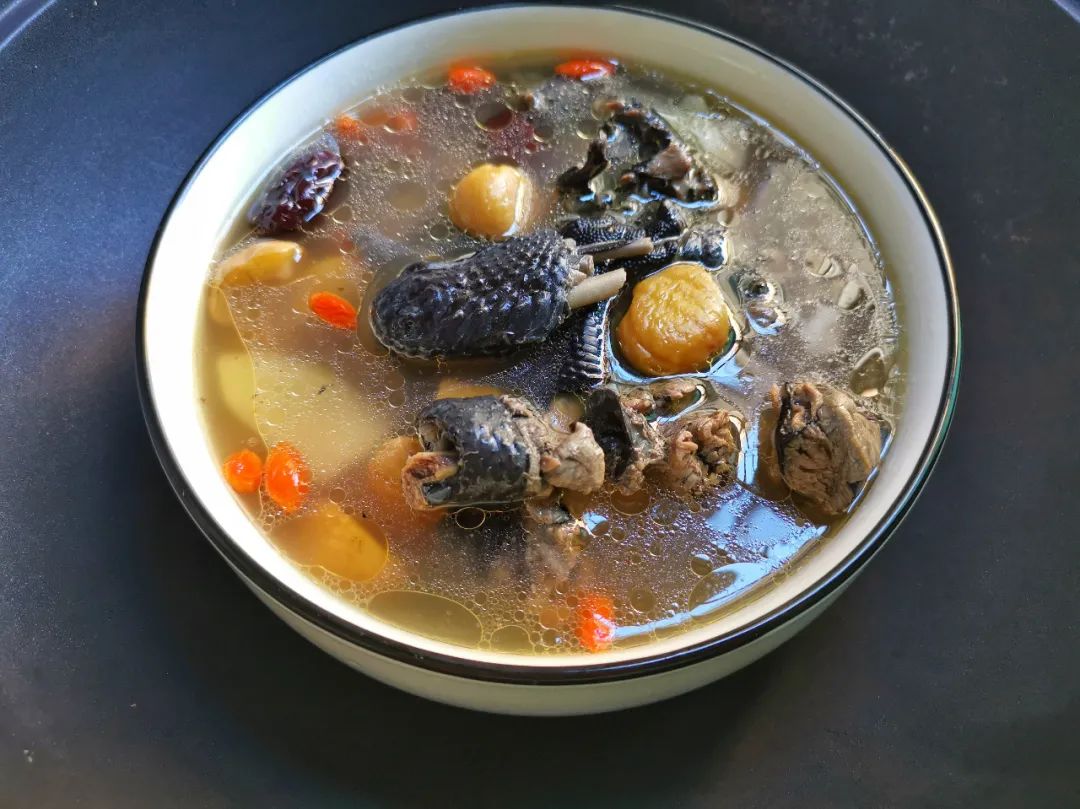 乌鸡汤怎么做好吃又简单,乌鸡汤的家常做法大全