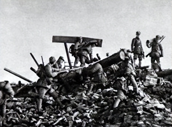 陕西97岁农民去世国民党总部从台湾送来牌匾上书4字民族之光