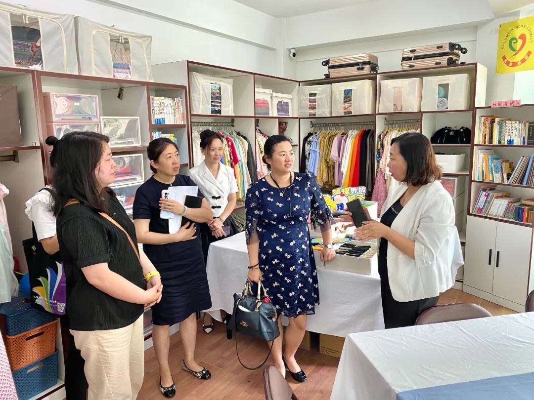 省市区三级专家团赴金牌家政走访调研"沈阳金牌阿姨"劳务品牌