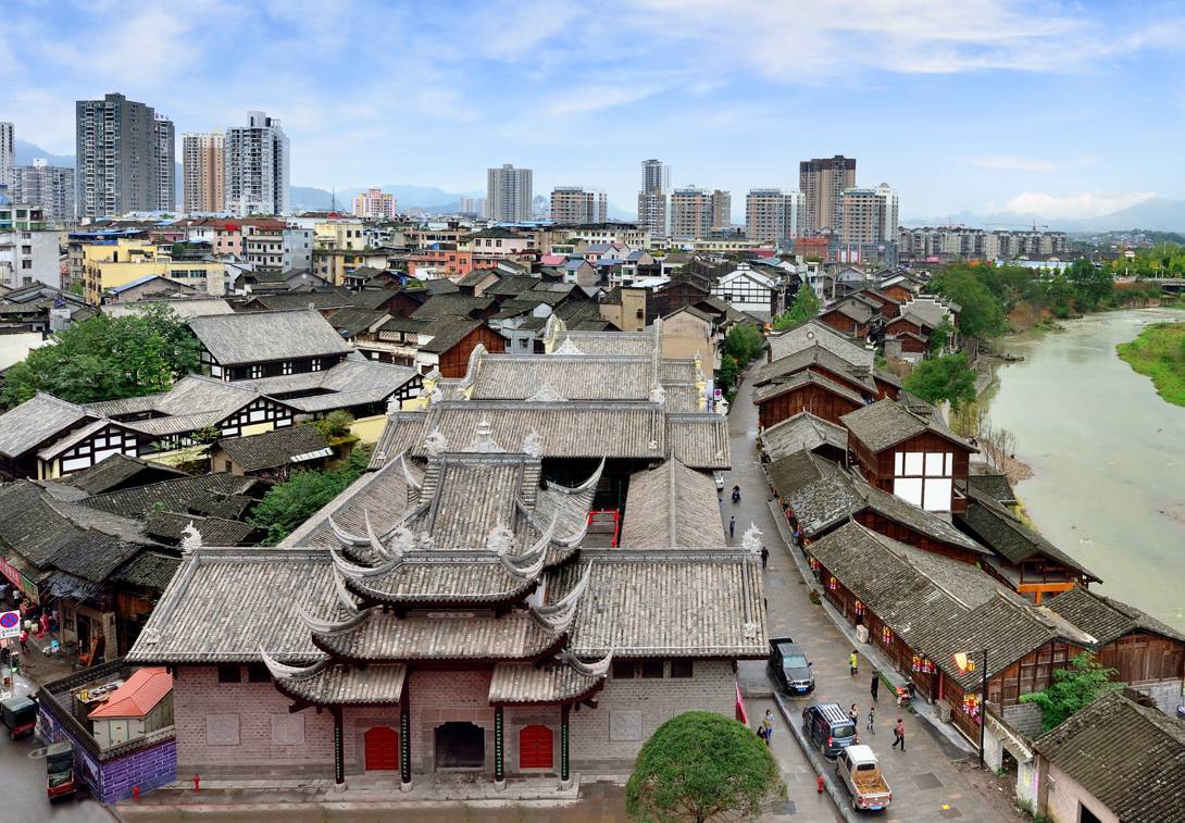 中国唯一敢以"秀丽山水"起名的县城,三省共一城,到底有多美?