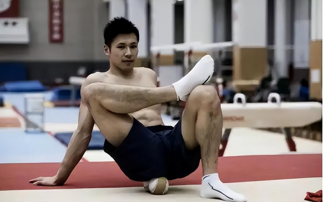 回顾奥运冠军张成龙:因长得帅被富婆倒追,如今家庭美满幸福