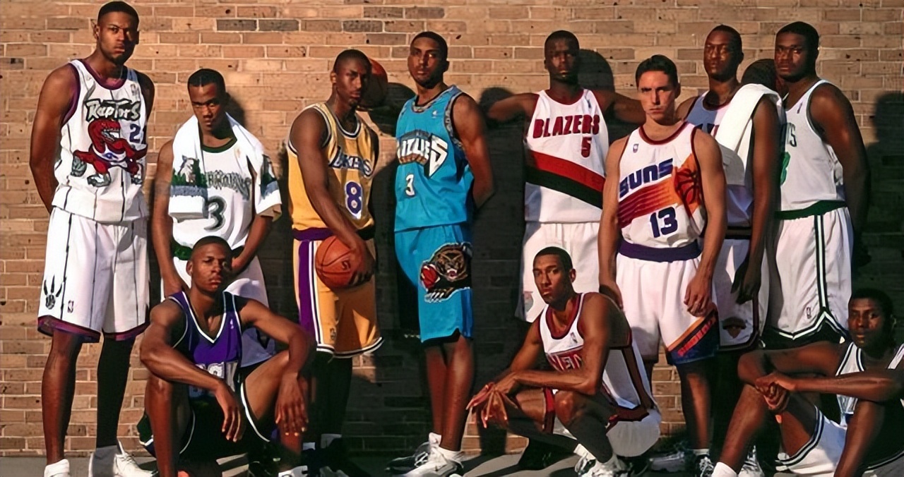 96黄金一代出了11位全明星,菜鸟赛季表现如何?ai惊艳,纳什被嘘