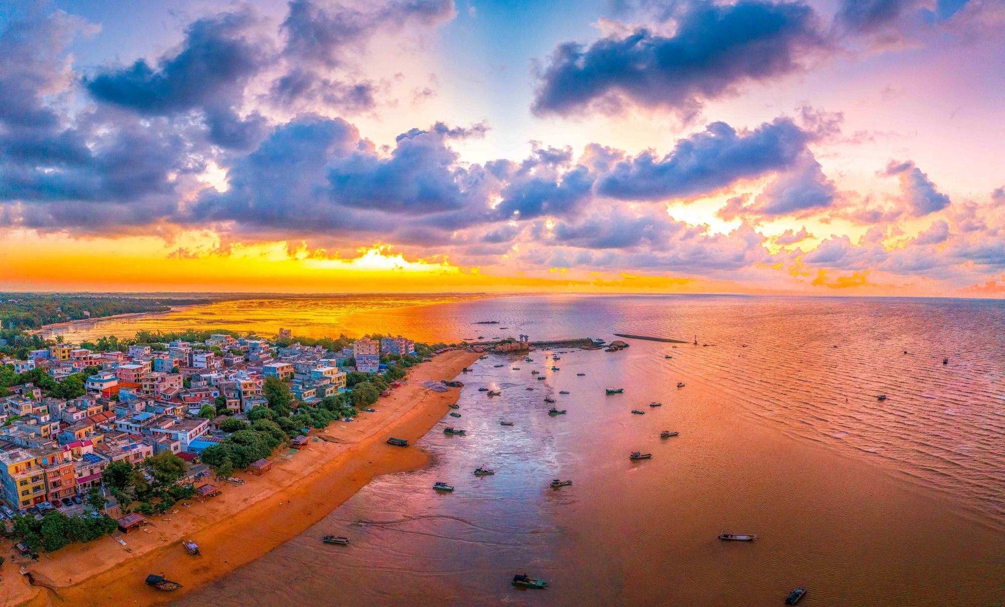 钦州三娘湾,中华白海豚之乡,绝佳的海上日出观赏地