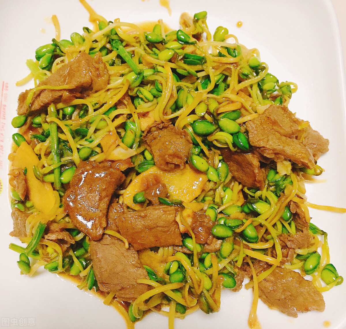 豆芽炒肉片,酱香入味超下饭,营养丰富好吸收,做法简单的家常菜