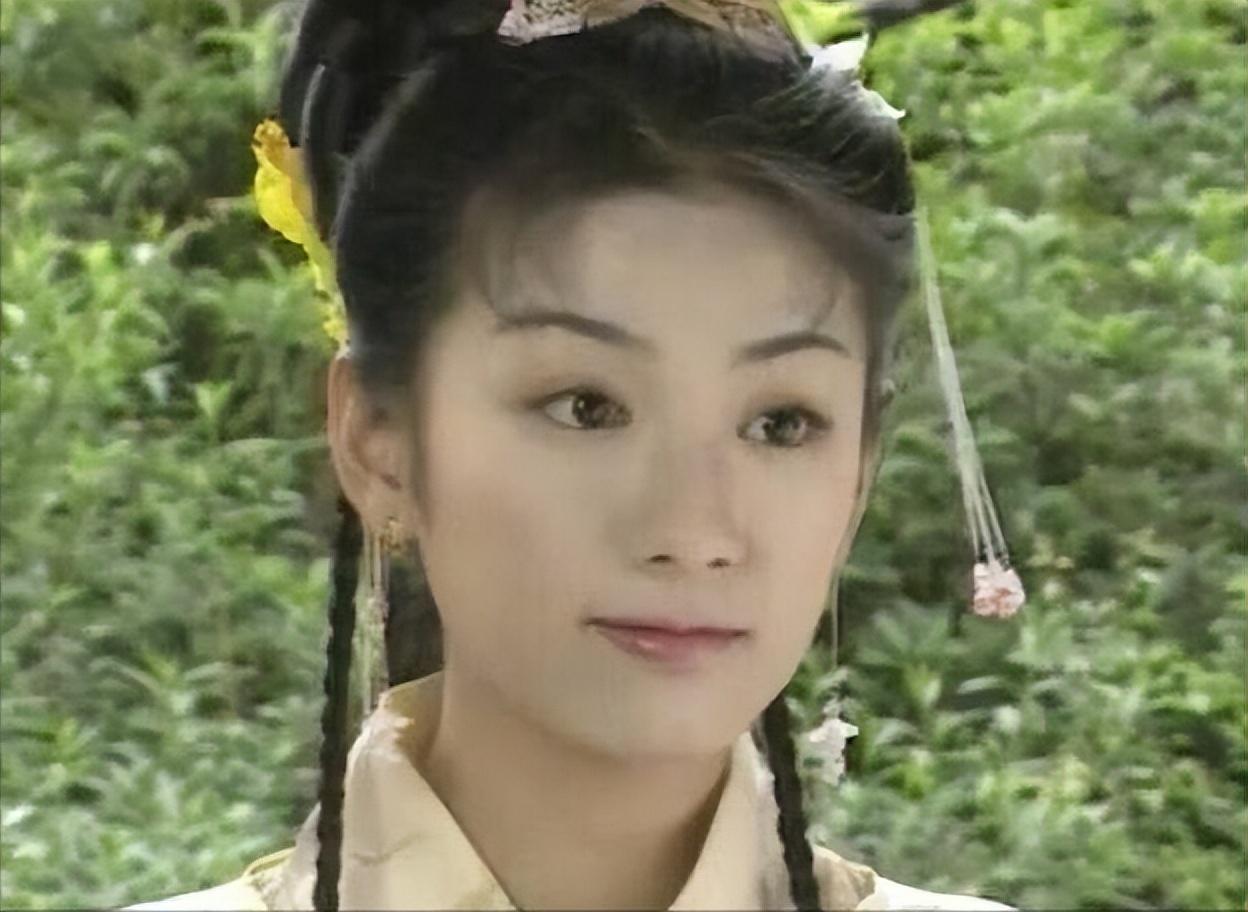 私密照被曝!被出轨,被家暴,小燕子黄奕这些年她都经历了什么?