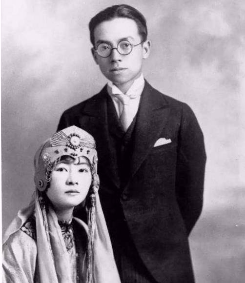 梁思成女儿梁再冰回忆:父亲第一次见到母亲林徽因就心动了