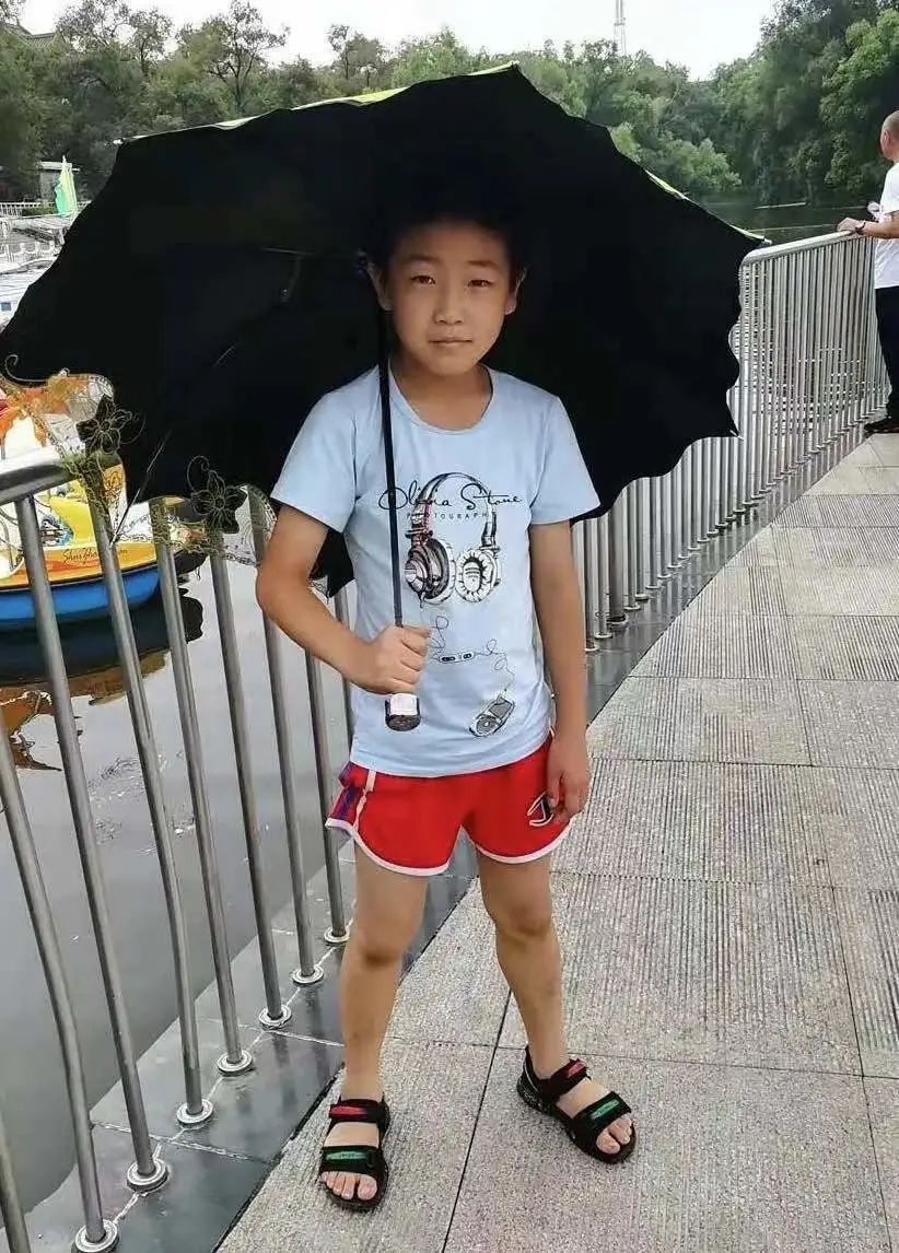13岁男孩在大连湾失联!监控拍下最后身影
