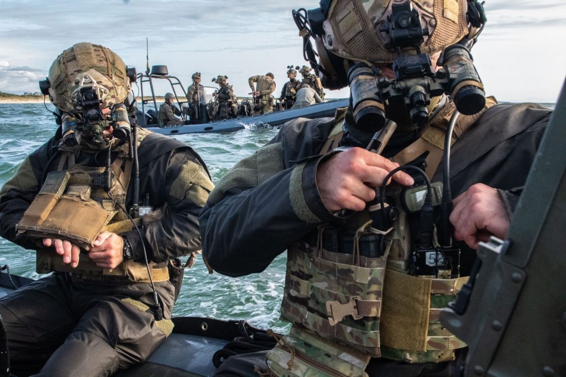 敏感时期,美国海豹突击队公开放狠话,将矛头对准中国