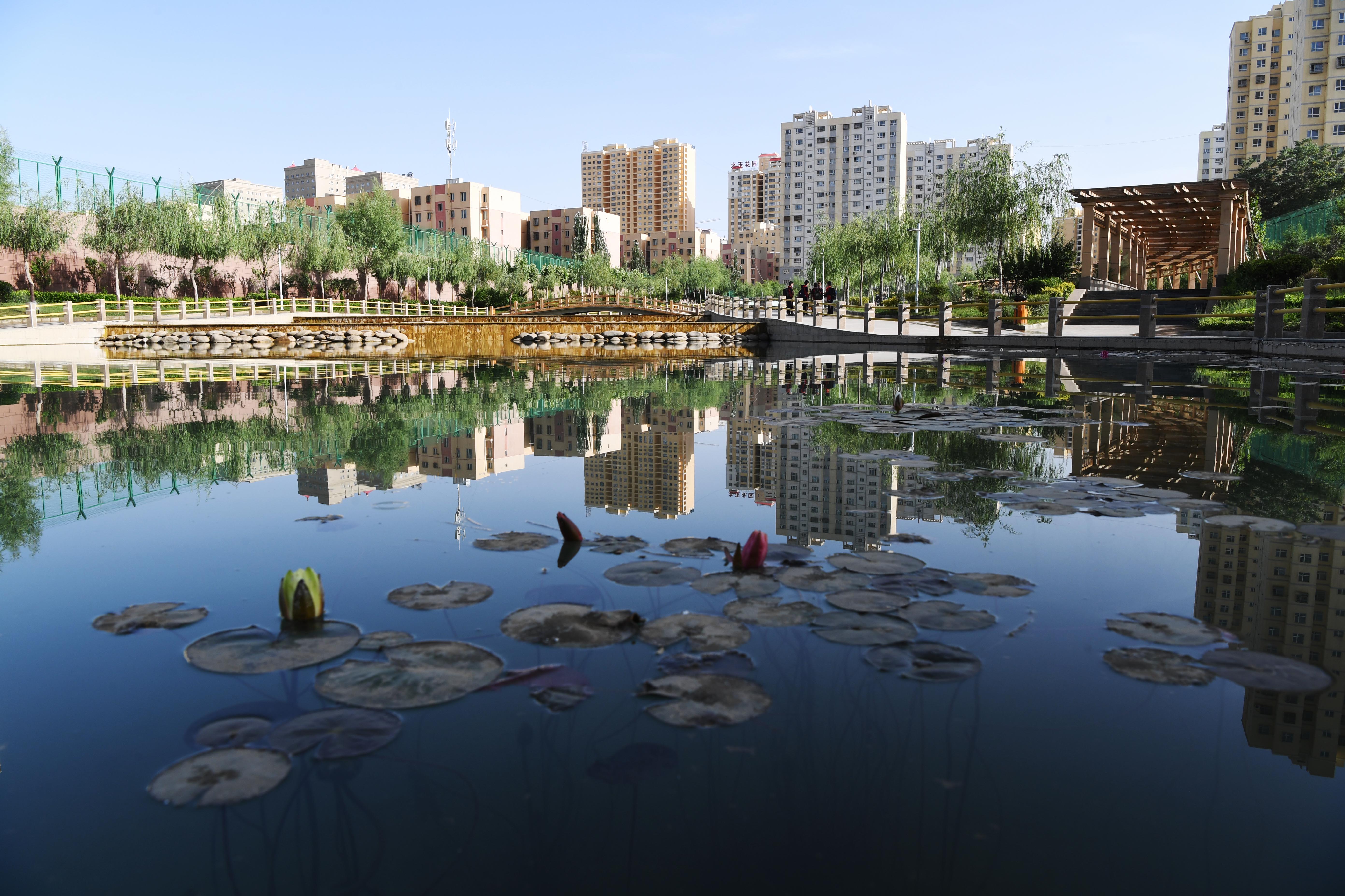 新疆:"古老"和田展现新面貌(2)