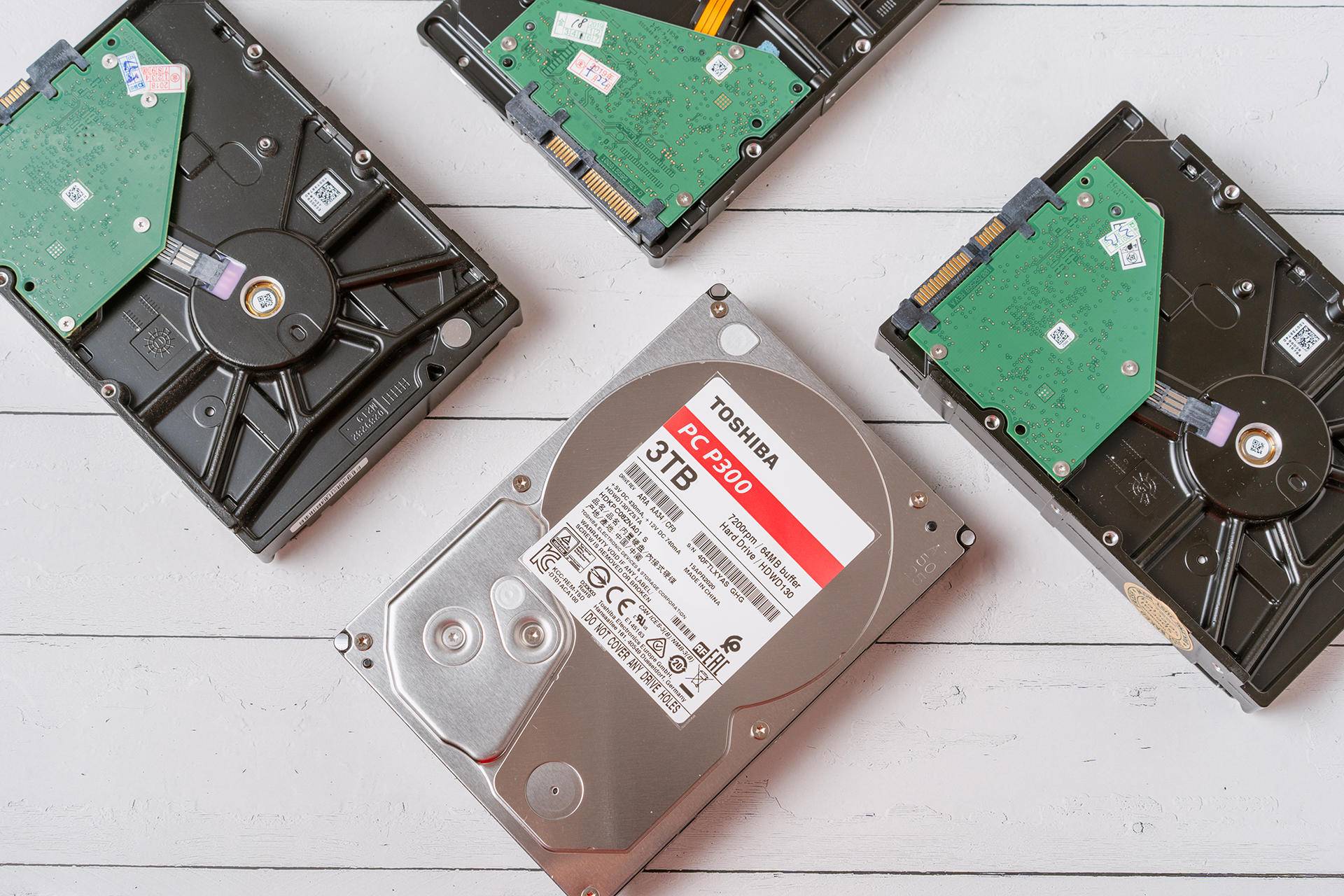 是时候买一块大容量东芝 p300机械硬盘了