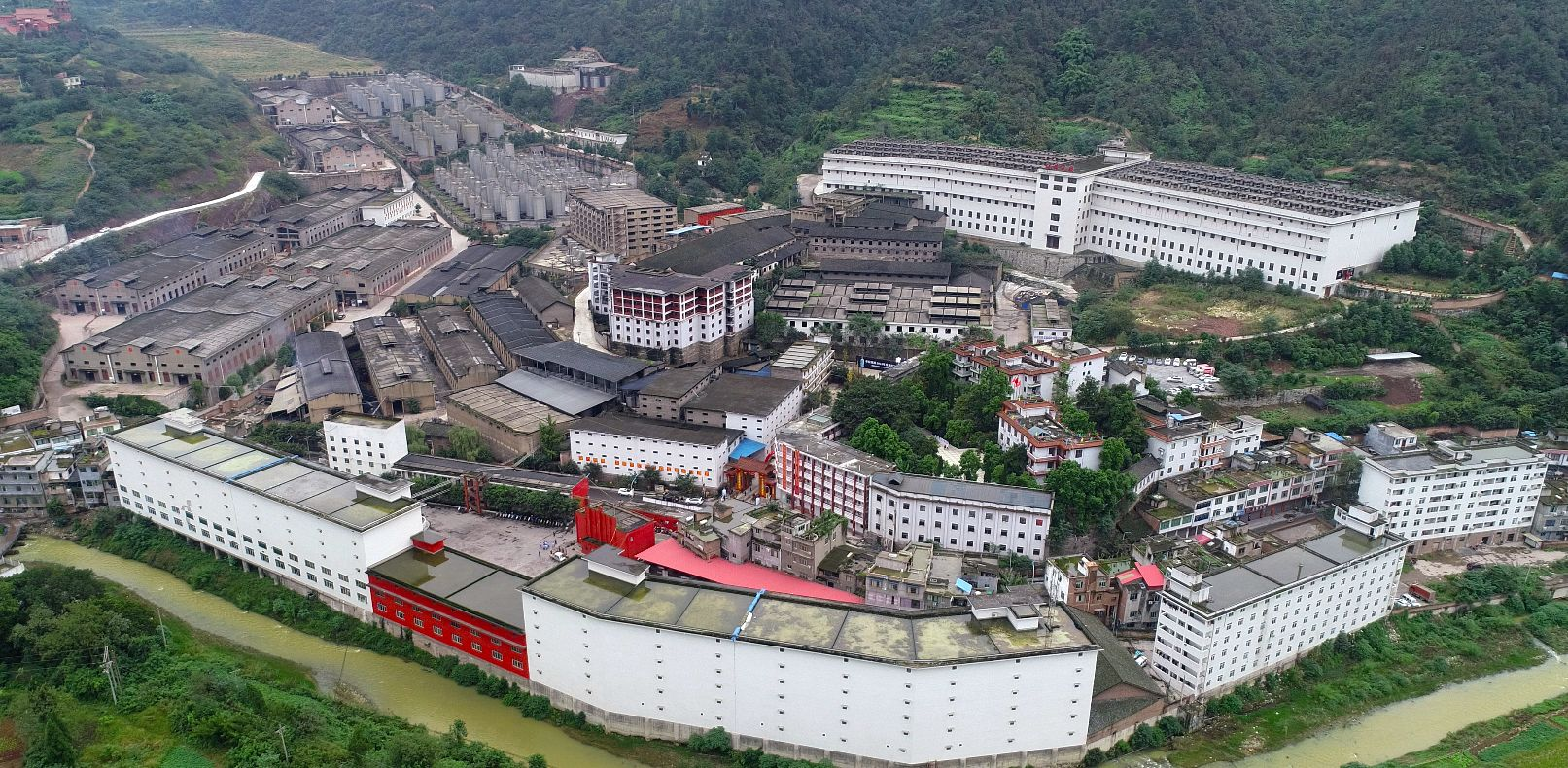 仙潭酒厂在哪里?都有哪些产品?这份官方攻略请查收