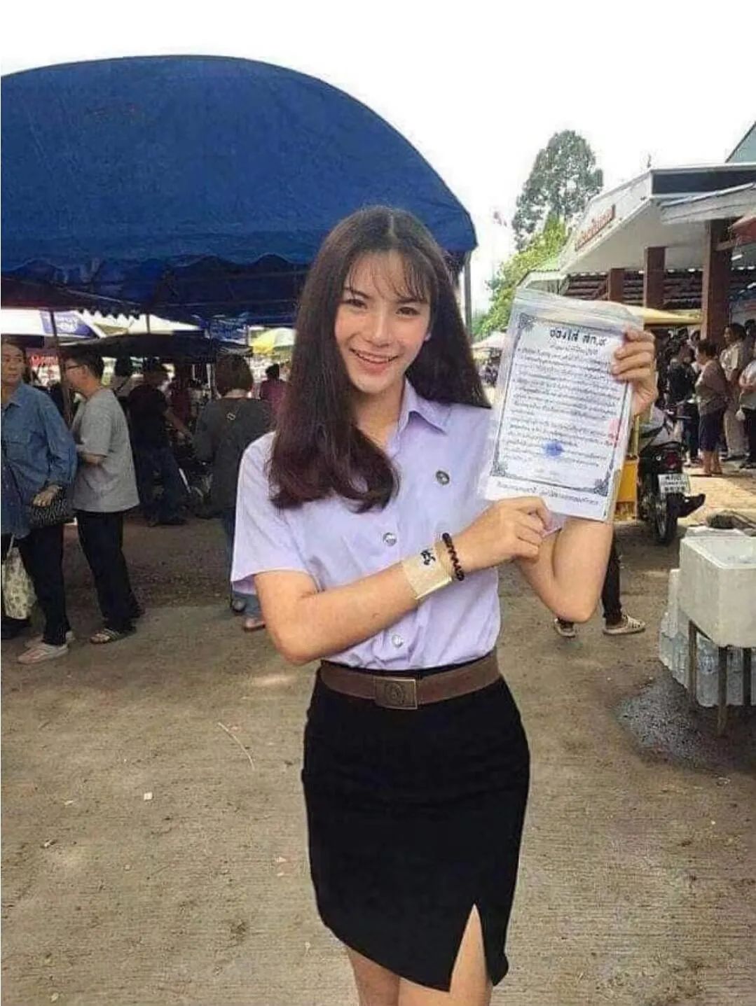 走近泰国征兵现场,女兵很漂亮