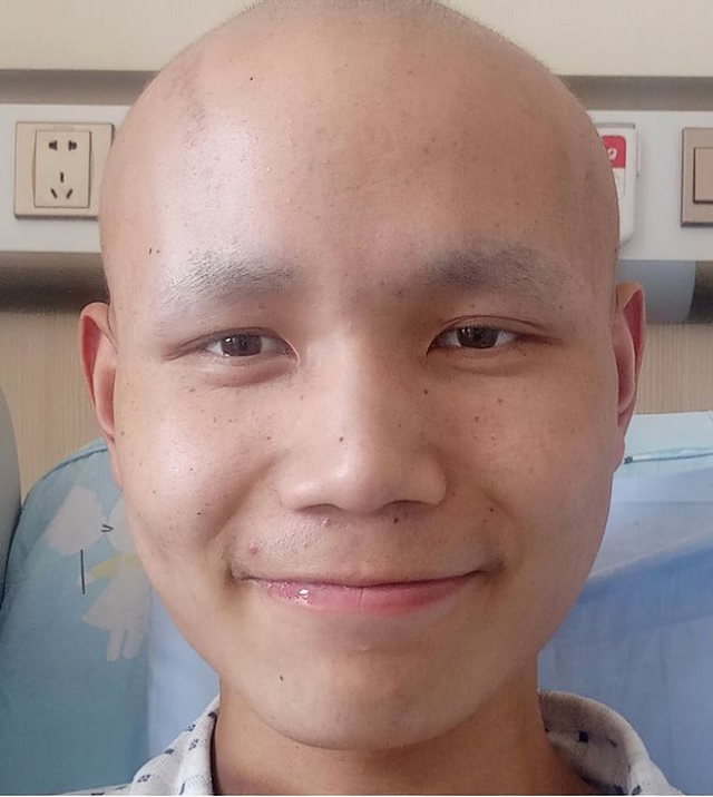 2019年安徽学霸手上长疙瘩,一查已是癌症中晚期,洒泪挥别高考