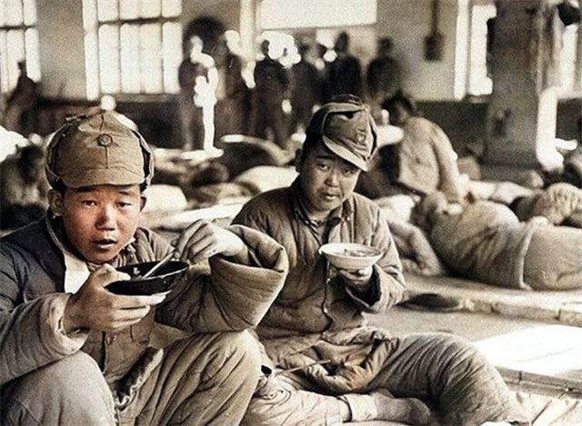 十二兵团全军覆没,黄维被俘后遭部下嘲讽:人家是解放军功臣