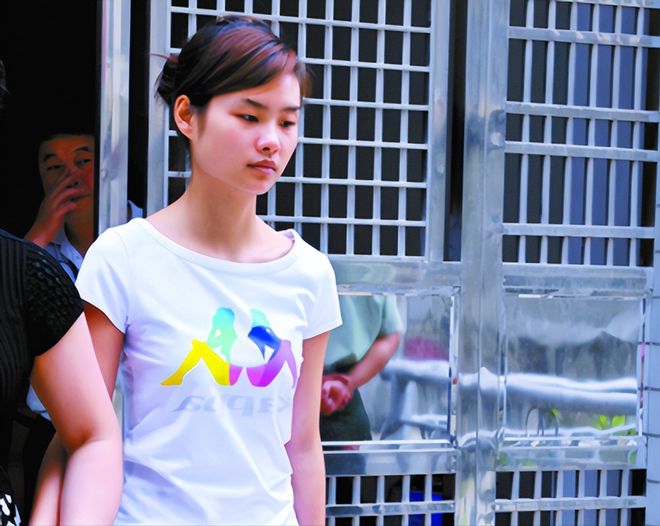 09年3名领导欲酒后侵犯,湖北烈女反杀 1 镇领导,法院:无罪释放