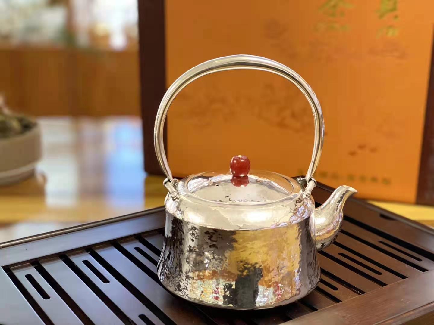 银壶重了好还是轻了好?