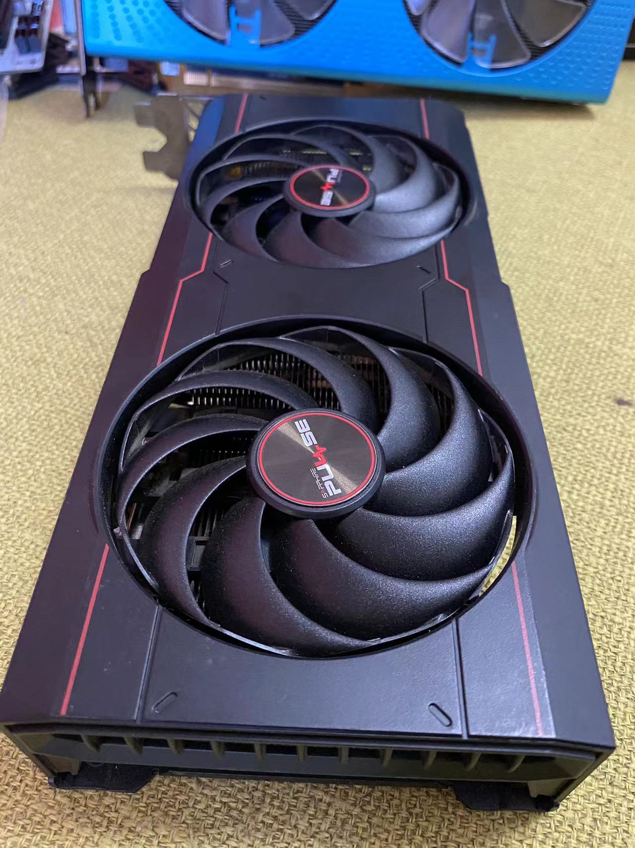 618后千元显卡新选择?蓝宝石6600xt8g白金版vs5700xt&2060super