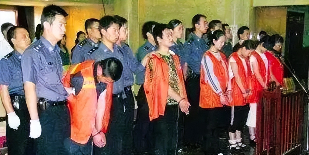 「犯罪心理」河南恶魔沈氏兄弟,从小被溺爱成村霸,专杀坐台小姐