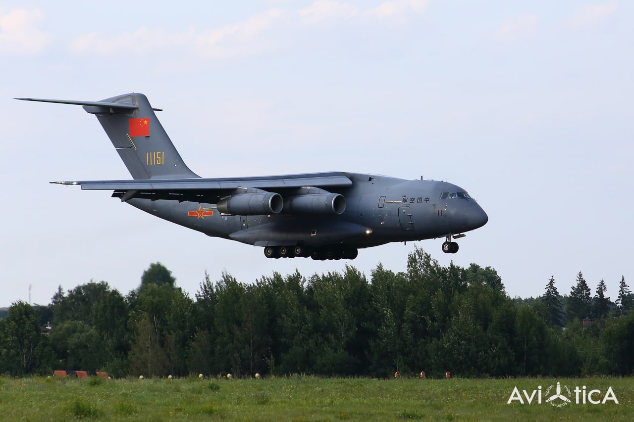 运20远征欧洲,现场照片太精彩!中国战机的足迹,已经遍布全球!