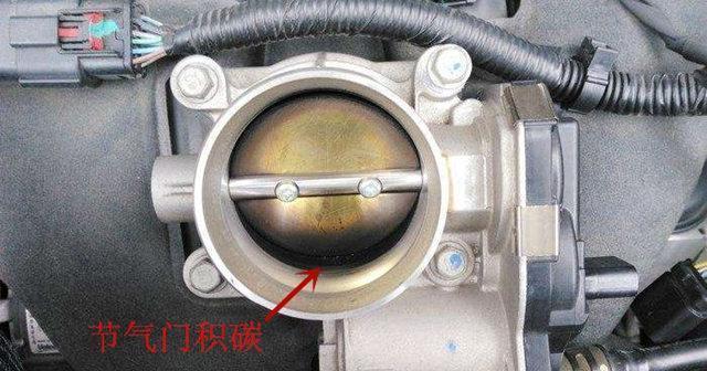 摸了8年方向盘才知这个孔每月清1次动力十足油耗低