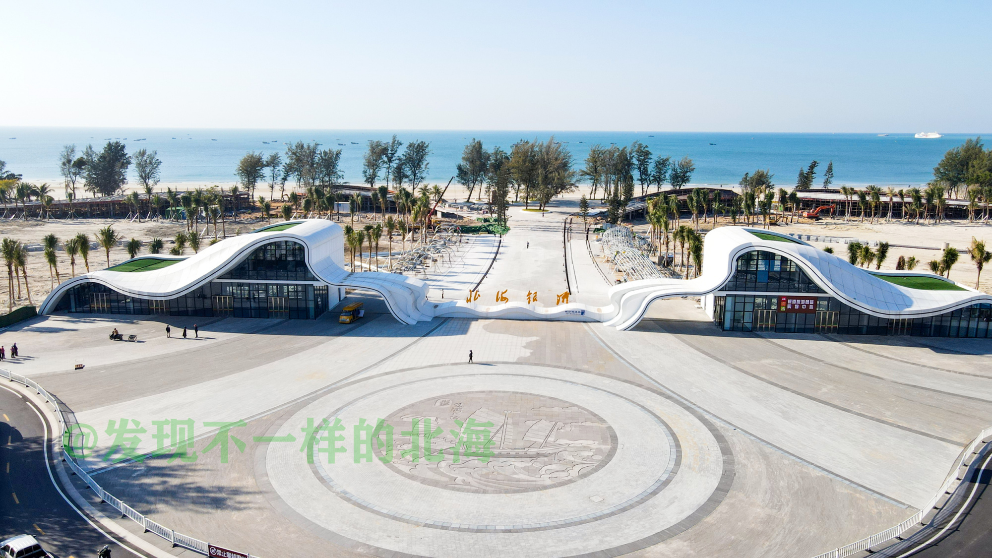 北海银滩景区新建好的三大景区大门正式亮相,你觉得哪个更加漂亮