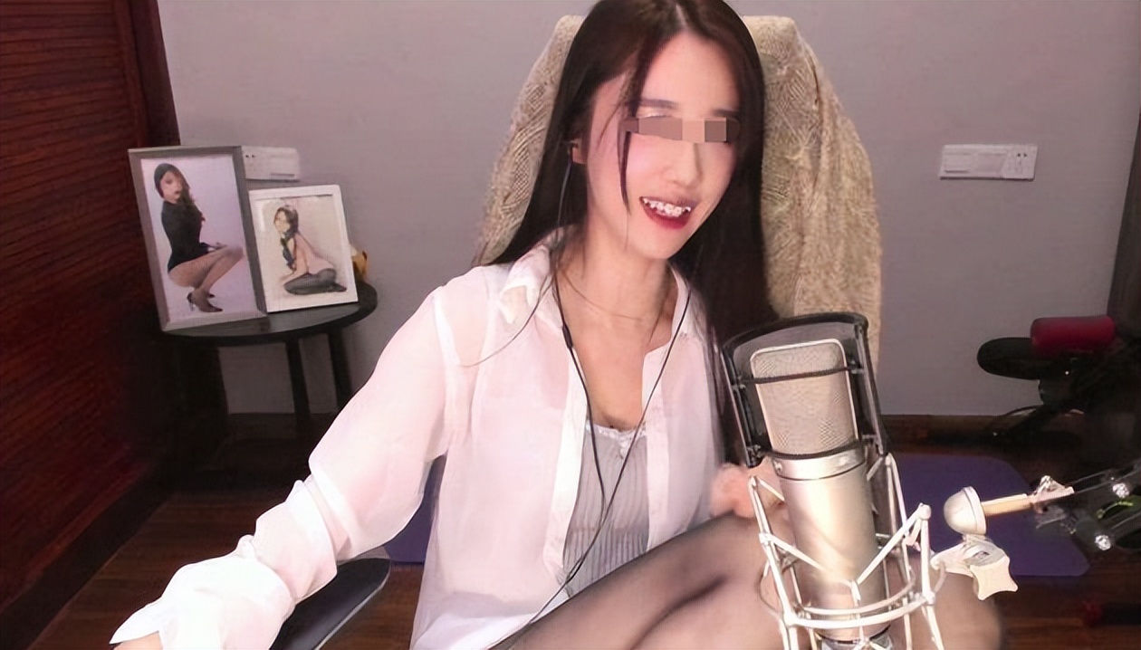 回顾:藏族网红拉姆,直播中被前夫泼汽油烧死,惨叫声曾持续1小时