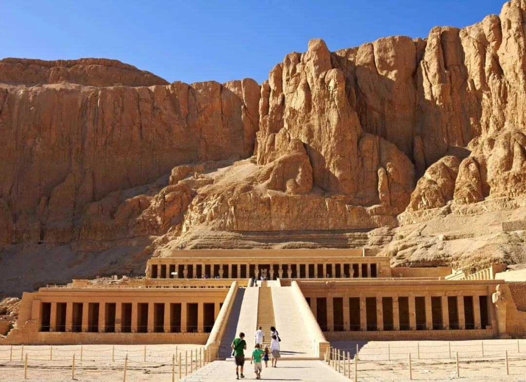 古埃及新王国时期,园林存在的宗教意义有哪些?