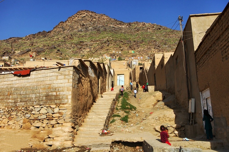 阿富汗贫民窟实拍:恶性事件时时发生,本地城里人都不敢去