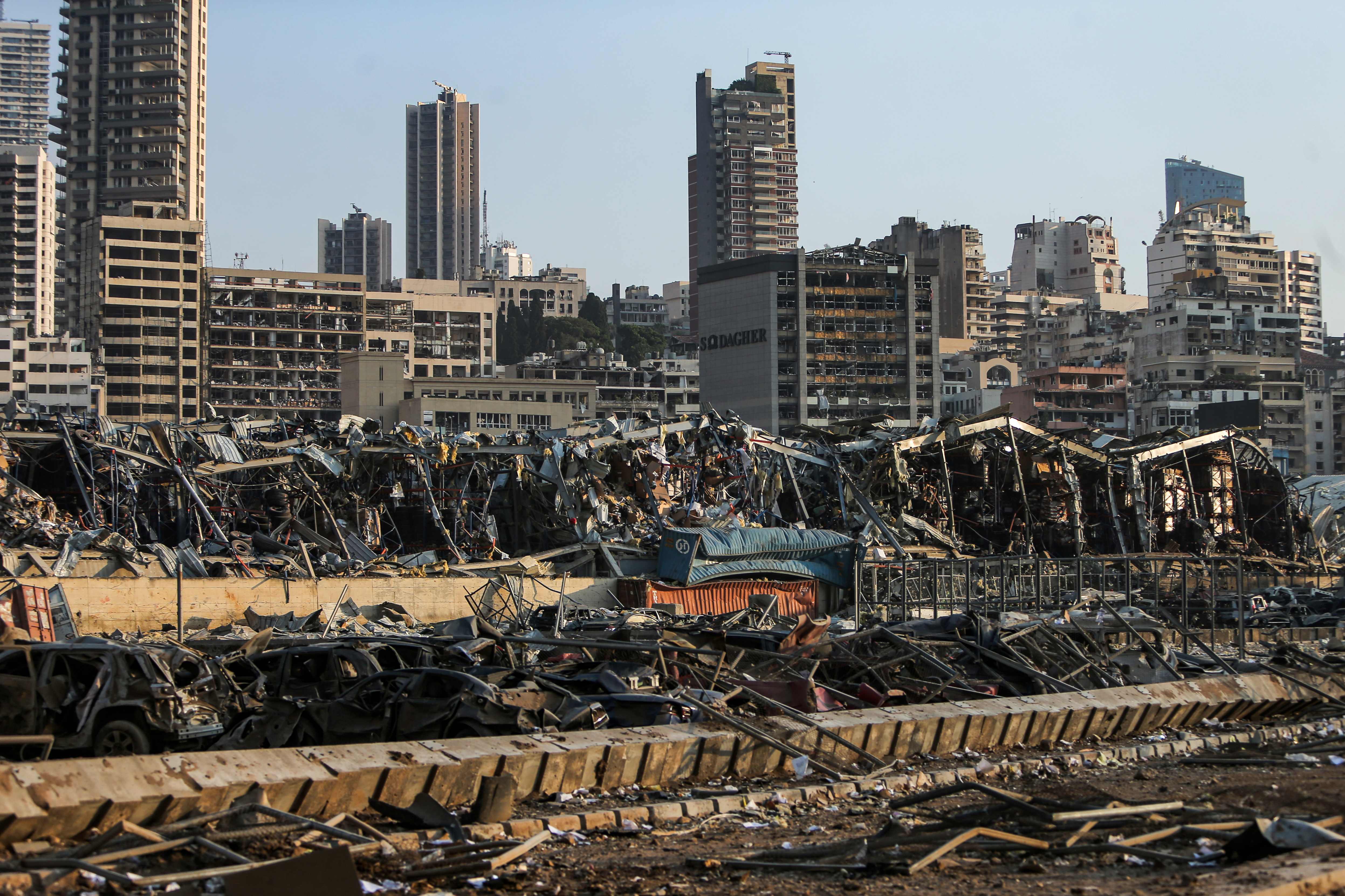黎巴嫩首都港口区发生爆炸 至少73人死亡3700人受伤(2)