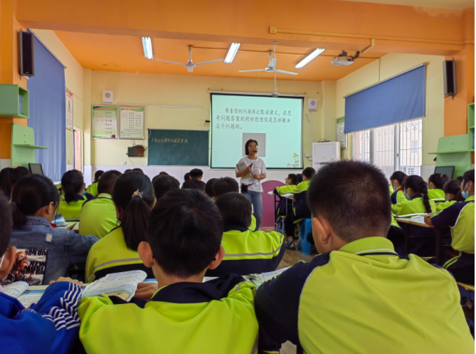 遂平第三小学图片