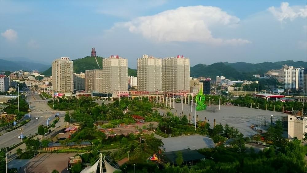 打造秦岭封面 共建智慧新城——商洛市商南县城市改造提升见闻