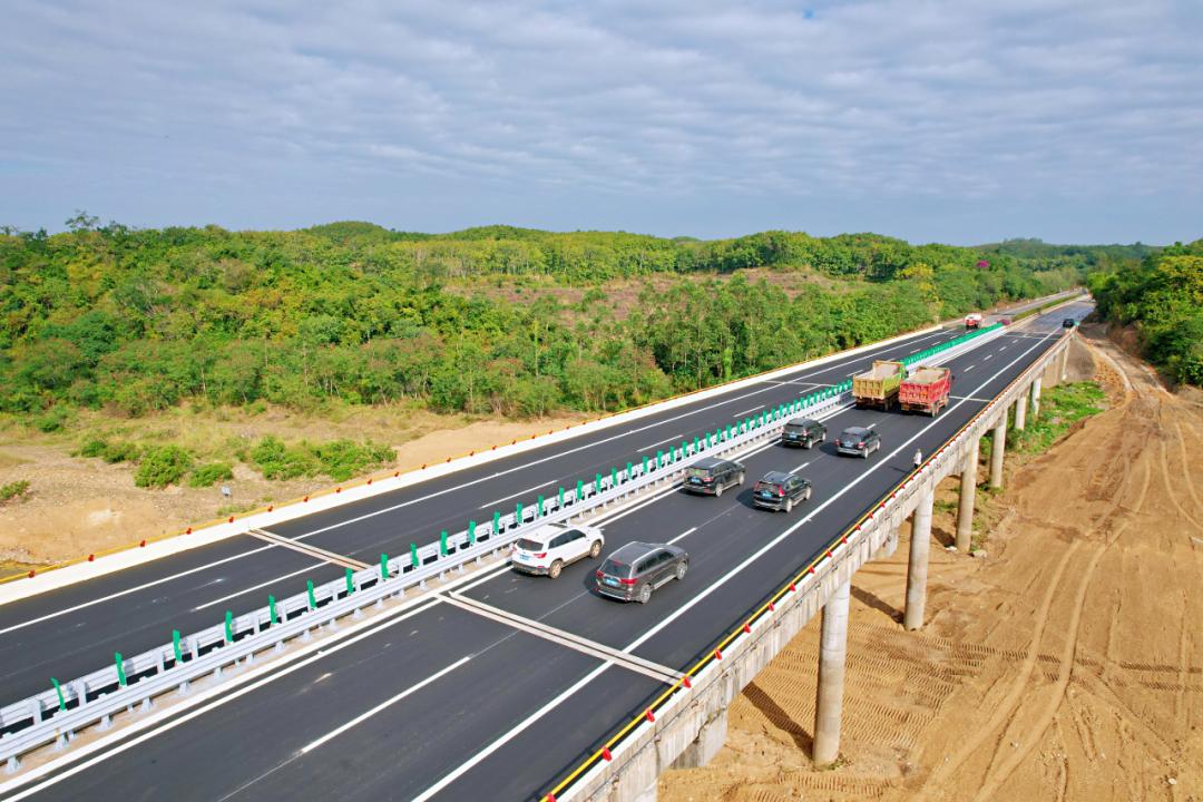 海南g98环岛高速珠碧江大桥今起恢复通车