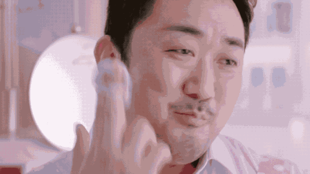 神马东锡:不靠演技靠巴掌,平a自带暴击,被称为韩国最后的男人