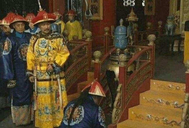 雍正王朝:雍正杀张廷璐,为何却一定要等着张廷玉的奏折?