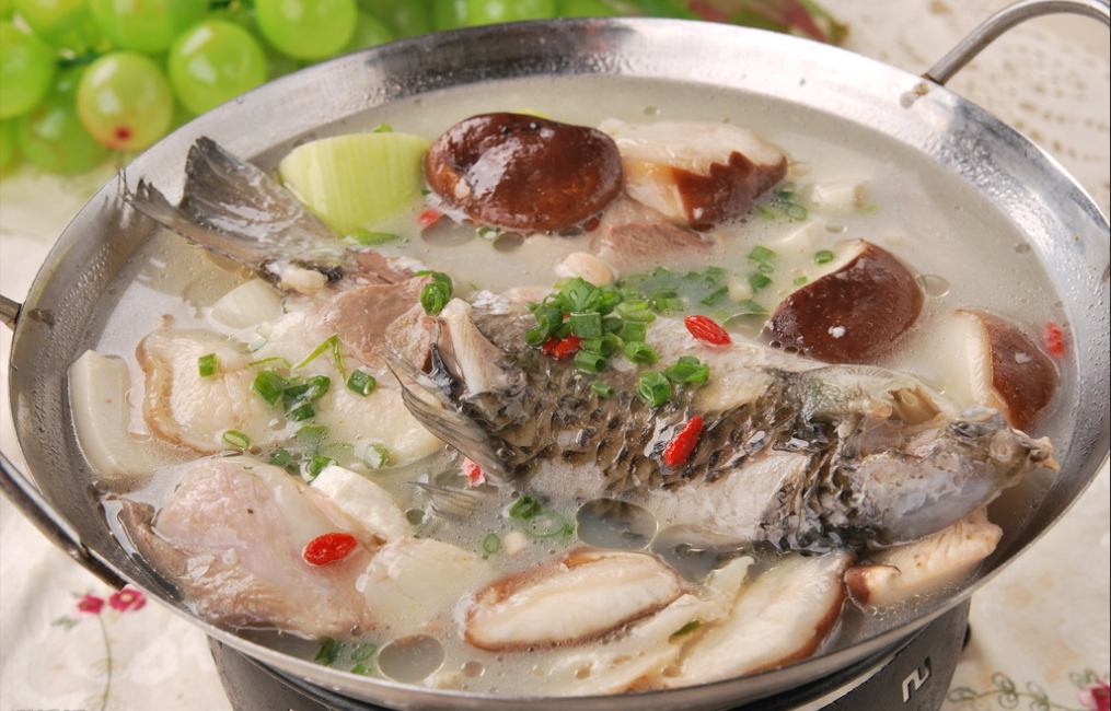 《鱼咬羊》号称天下第一鲜的鱼羊鲜汤!快来学学