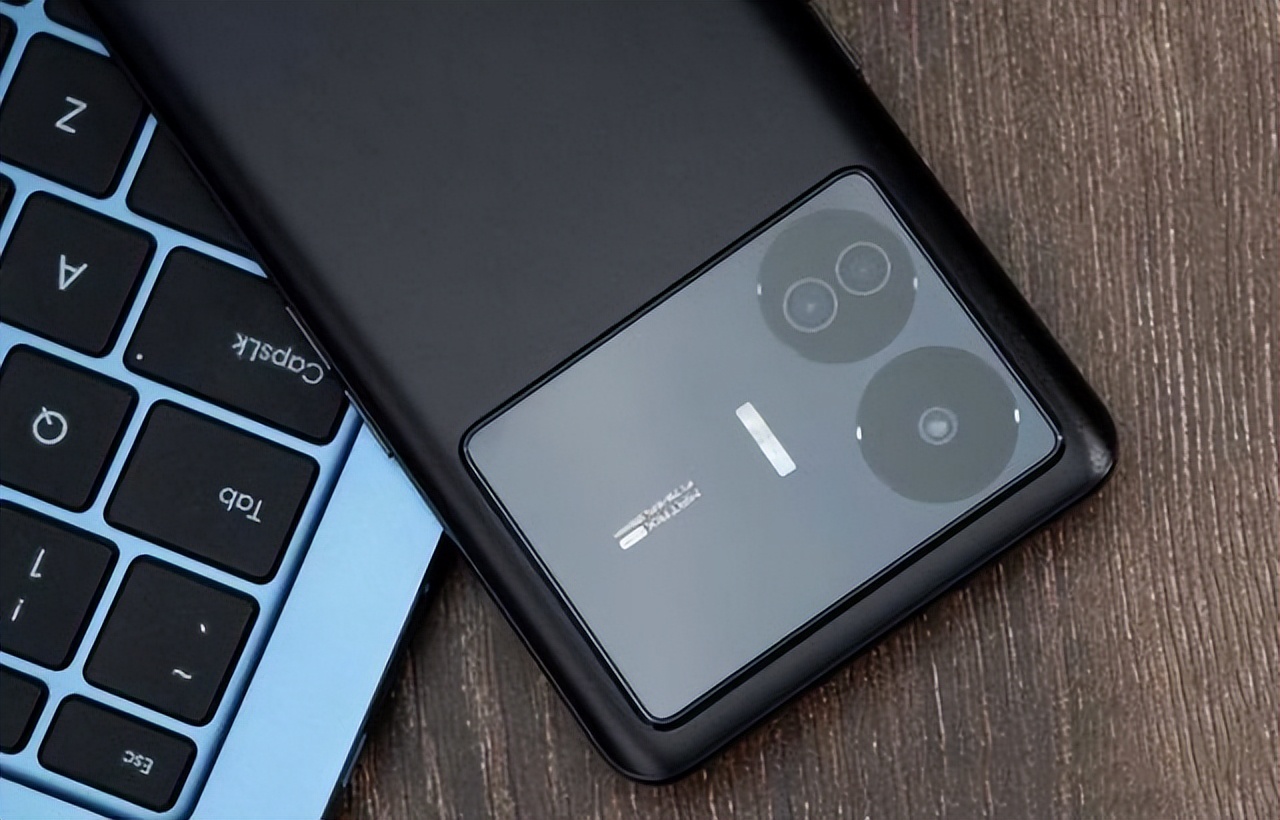 oppo良心了?100w 16gb 1tb,真我gt neo5 se只售1777元!