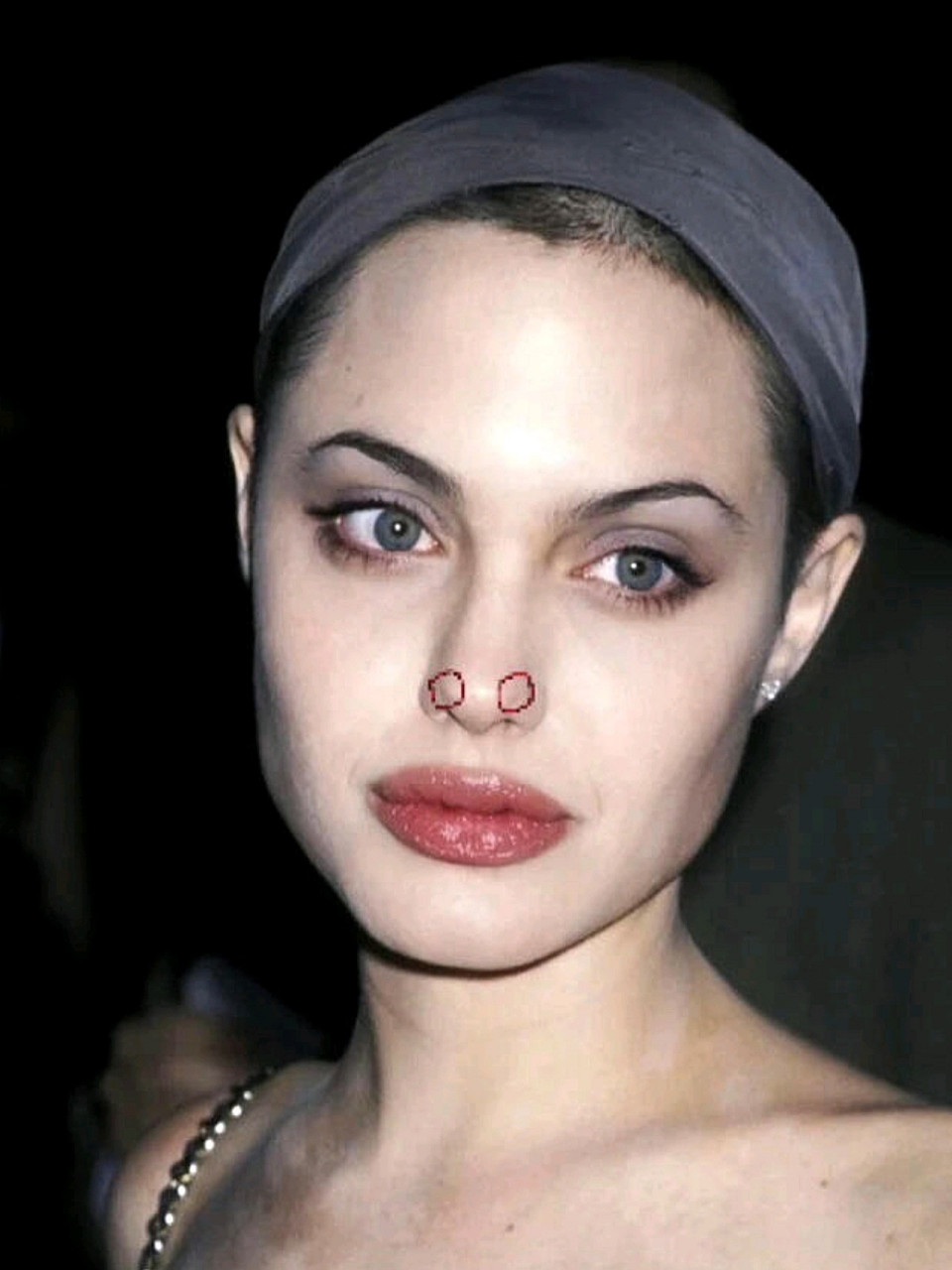 整容鼻子有五种鼻型,分别是:直鼻,盒鼻,翘鼻,微翘鼻和希腊鼻