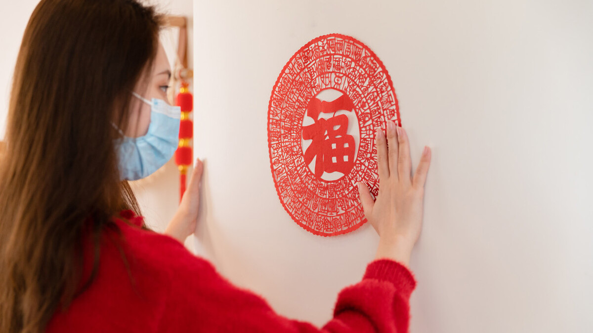 迎新年,贴倒福!但有民俗专家指出福字不能随便倒贴,这是为何?