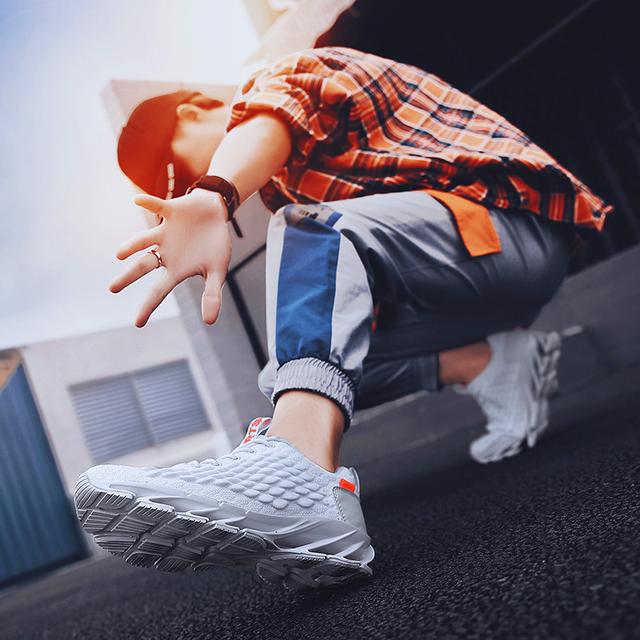 身体所有重量也全在脚上,尤其是咱们这种大高个男生,真替jiojio心累