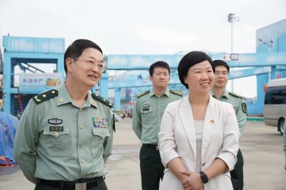 省军区政委张孟滨来射阳调研