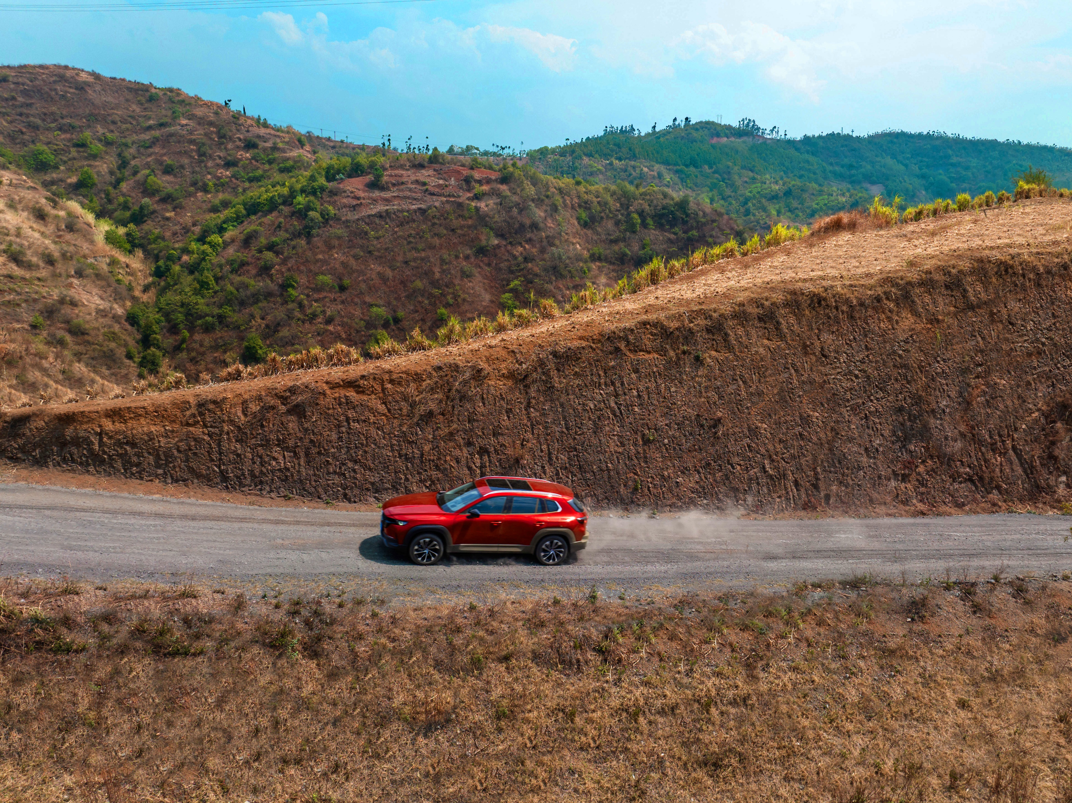 梁家辉马自达"破梗"《黑金》经典台词被颠覆