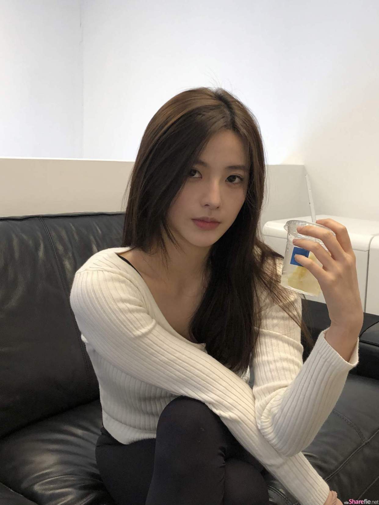 多图/口罩正妹车上自拍小露酥胸 这s型身材很可以!