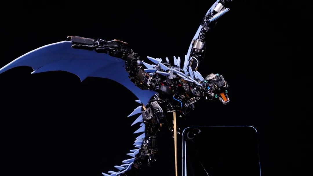 太酷了!小米11 变身机械龙