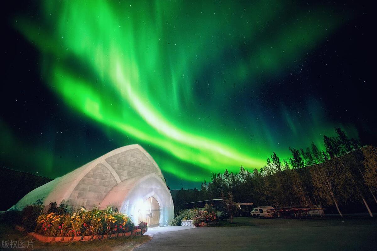 梦马塔旅行:阿拉斯加极光观赏之旅,璀璨的夜空下感受奇幻的冒险