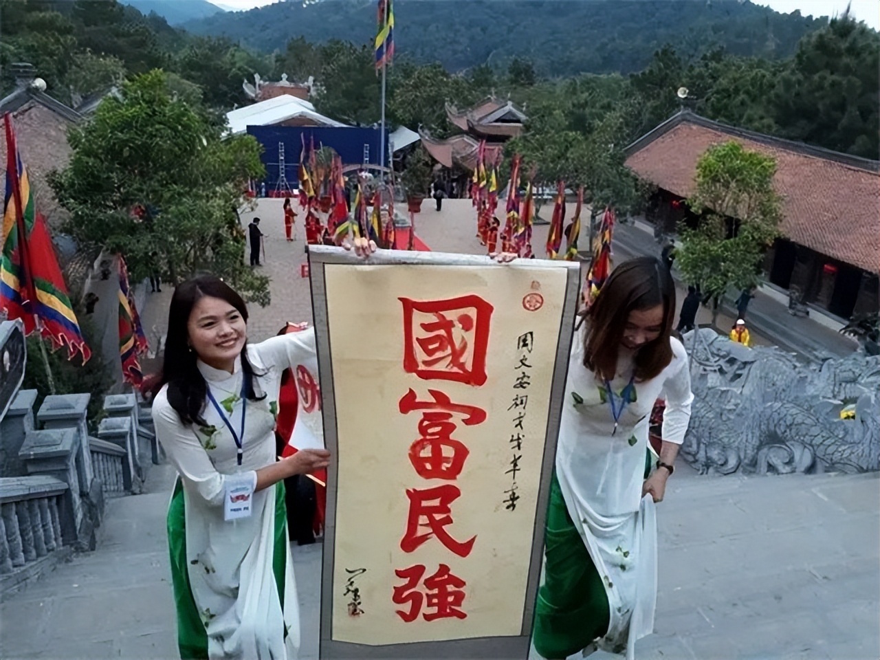 汉字现在在越南什么地位?