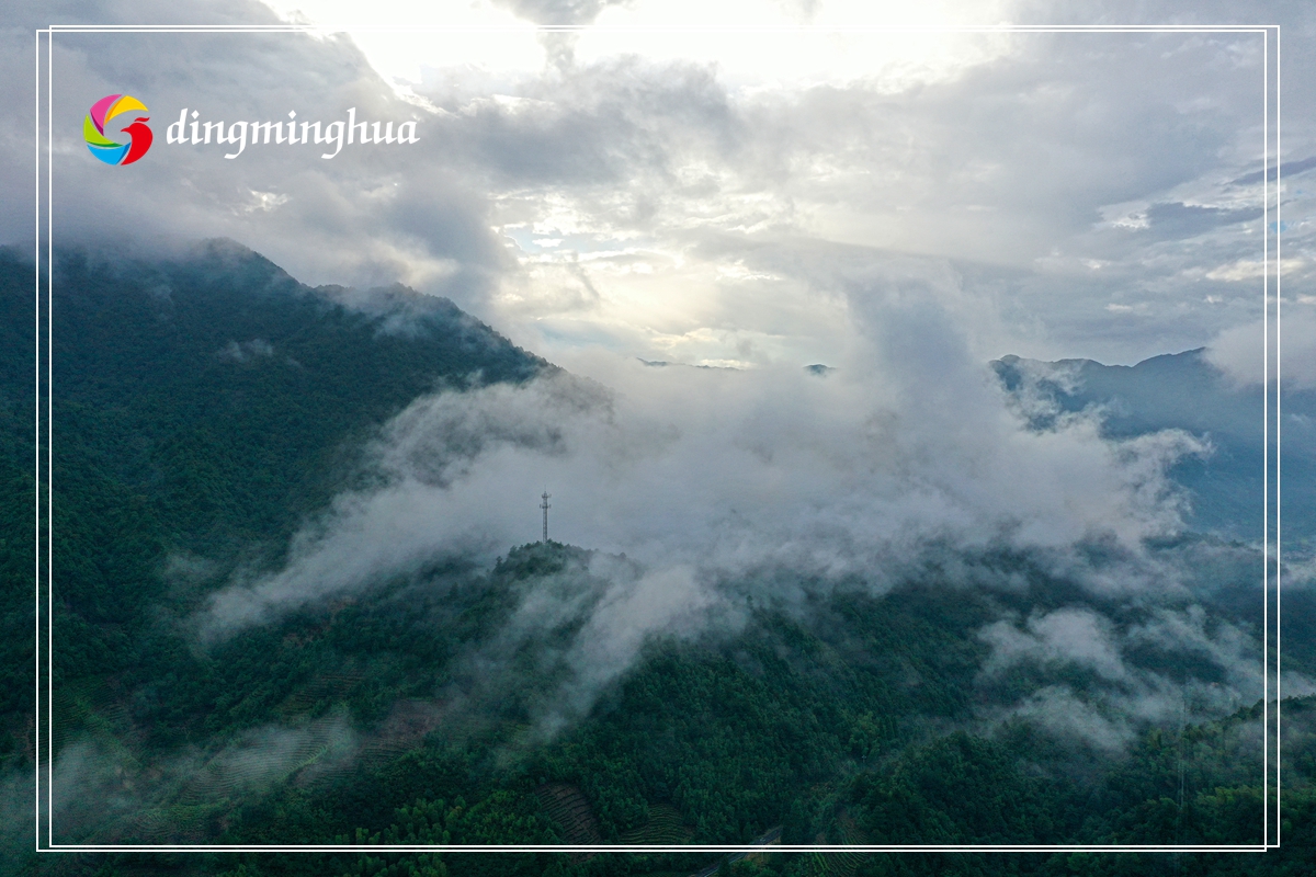 航拍铅山:水墨篁村 避暑胜地