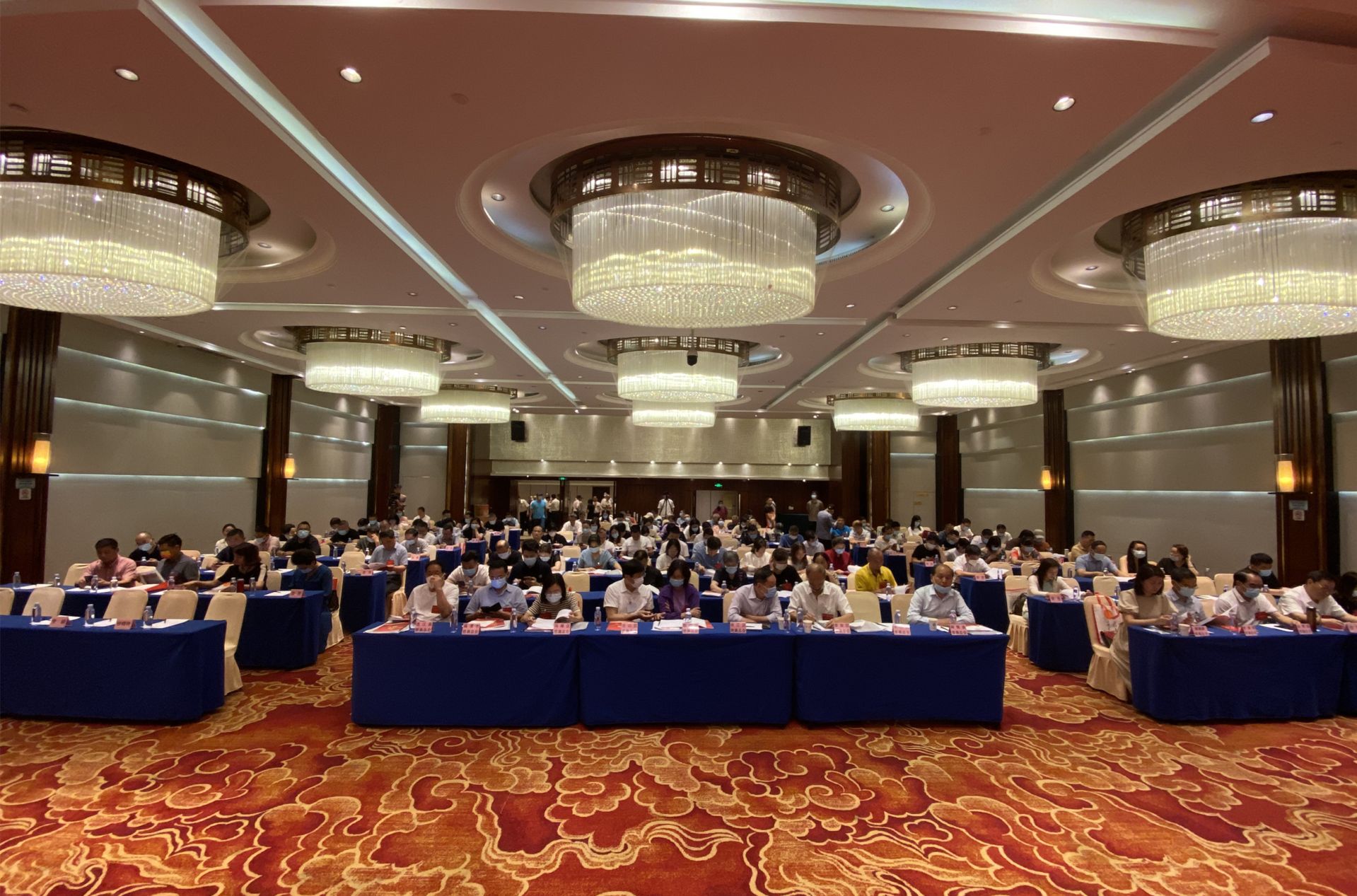 在接续奋斗中阔步前进——福州市慈善总会召开第四次会员大会