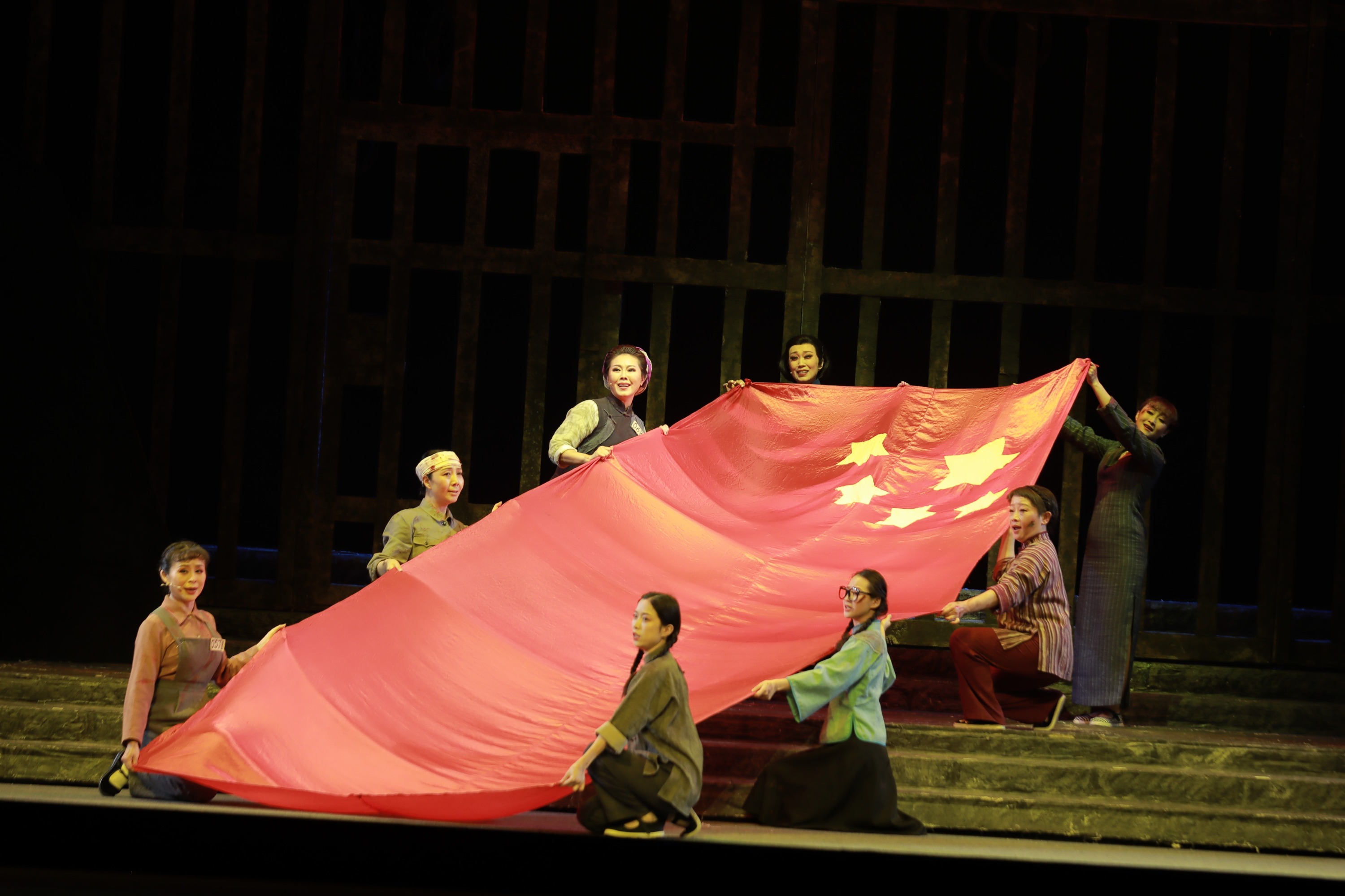 重塑经典 赓续血脉 贵州花灯戏《红梅赞》惊艳全国戏曲会演