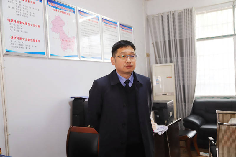 桃源:唐骏督导检查春运交通安全管理工作